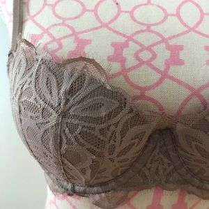 Victoria's Secret Intimates & Sleepwear - Victoria’s Secret Date Night Bra Victoria's Secret Intimates & Sleepwear - Victoria’s Secret Date Night Bra